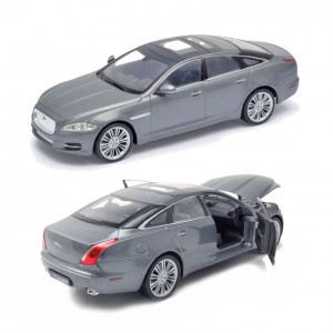 1:24 2010 Jaguar XJ