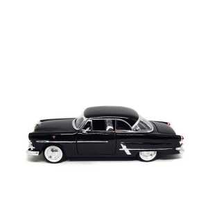 1:24 1953 Ford Victoria
